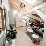 Atuaire El Baburril De La Calle Puebla Apartamento