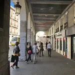 Atuaire El Baburril De La Calle Puebla Apartamento