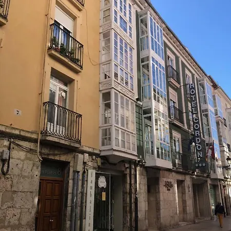Atuaire El Baburril De La Calle Puebla Apartment