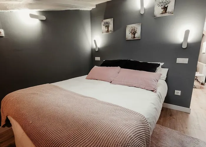 Atuaire El Baburril De La Calle Puebla Burgos