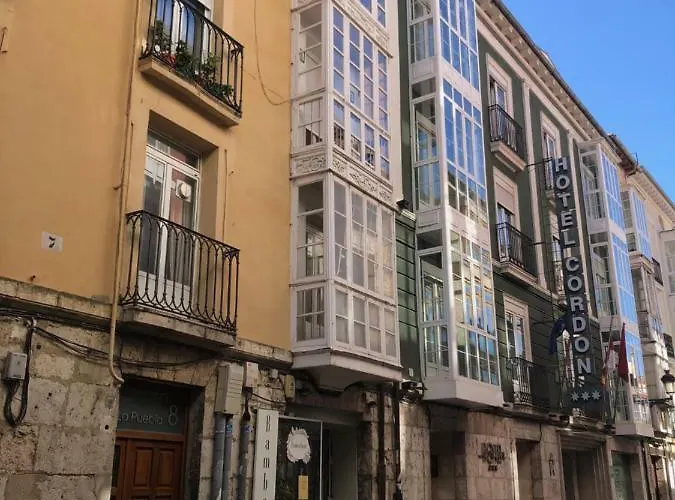 Atuaire El Baburril De La Calle Puebla Apartment